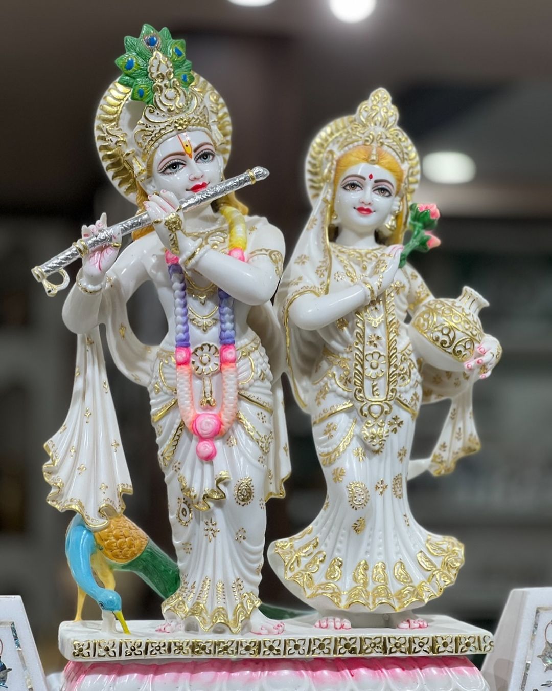 Exquisite Radha Krishna Stone Idol – Handcrafted Marble Look Statue